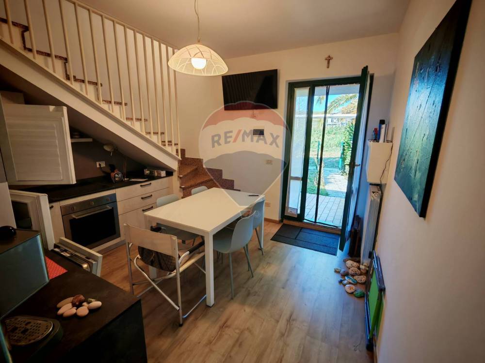 appartamento in vendita a Numana in zona Marcelli