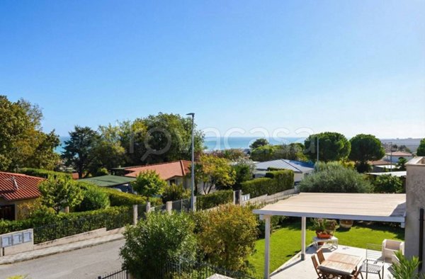 casa indipendente in vendita a Numana in zona Marcelli