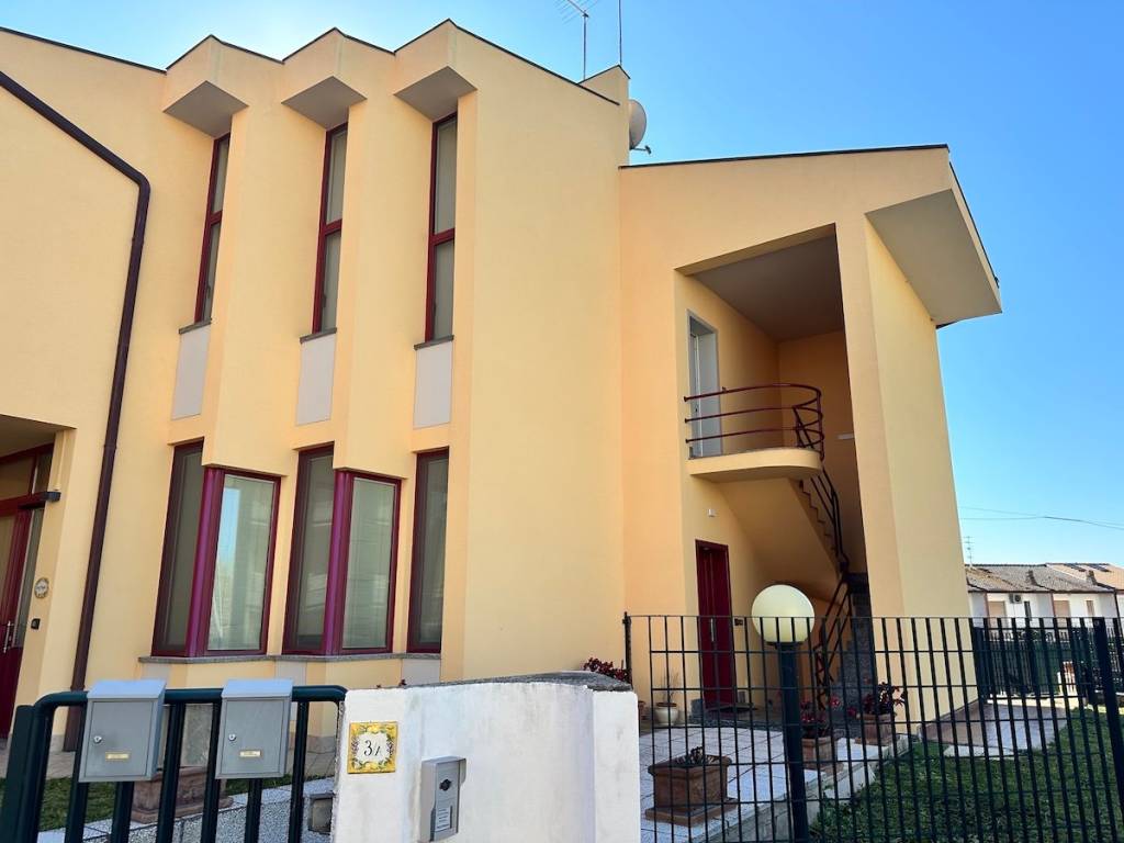 appartamento in vendita a Numana in zona Marcelli