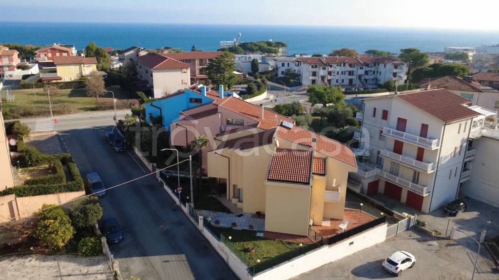 appartamento in vendita a Numana in zona Marcelli