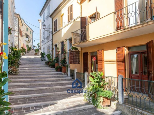 appartamento in vendita a Numana in zona Marcelli