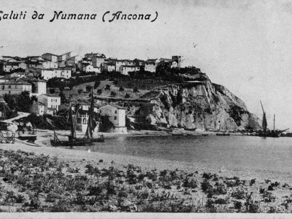 appartamento in vendita a Numana in zona Marcelli