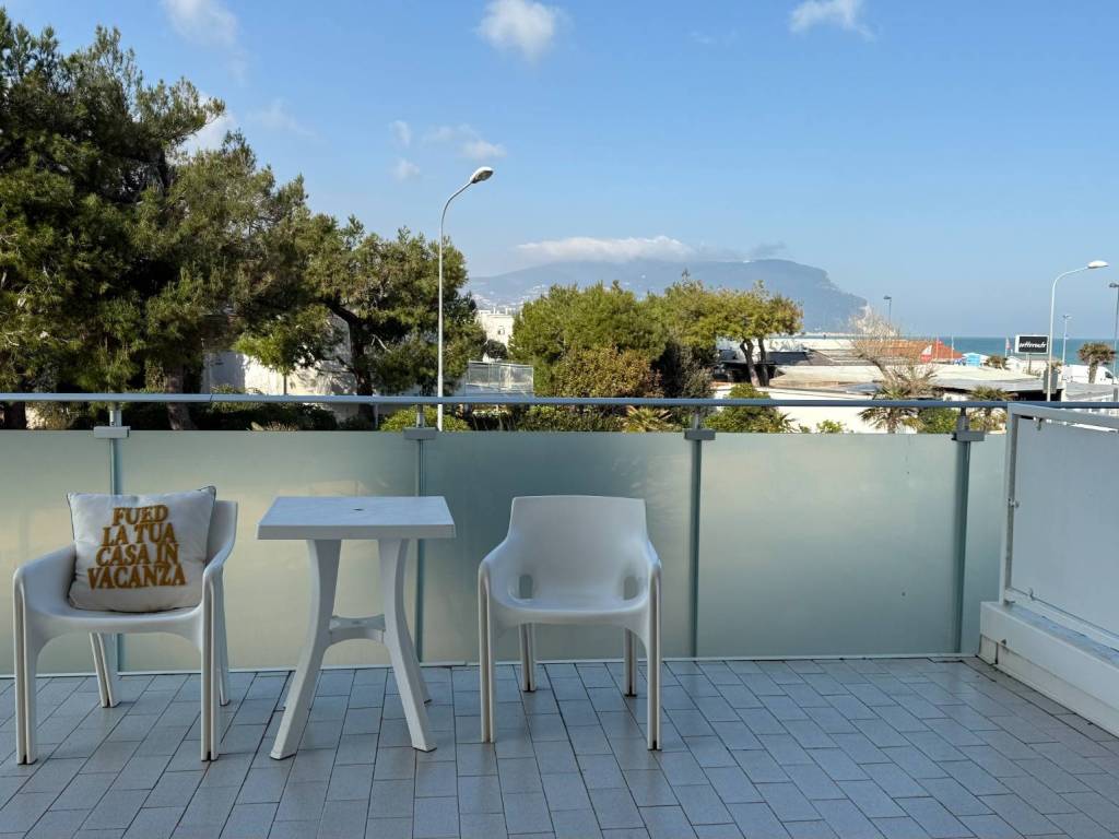 appartamento in vendita a Numana in zona Marcelli