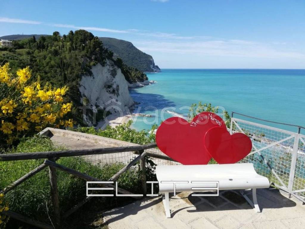 appartamento in vendita a Numana