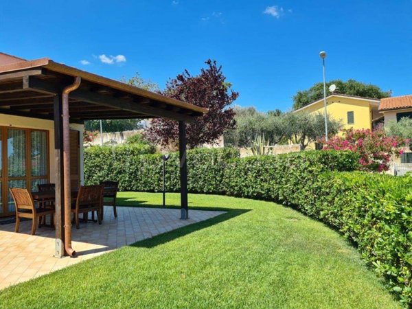 casa indipendente in vendita a Numana in zona Taunus