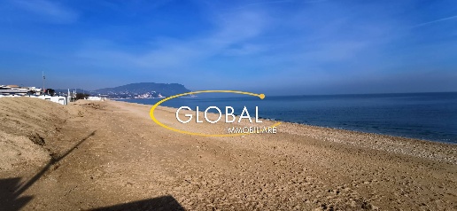 appartamento in vendita a Numana in zona Marcelli