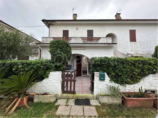 appartamento in vendita a Numana in zona Marcelli