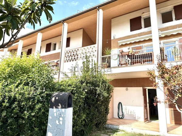 appartamento in vendita a Numana in zona Taunus