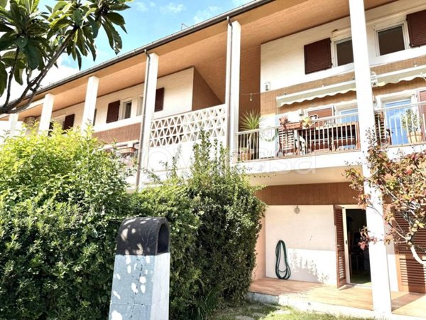 appartamento in vendita a Numana in zona Taunus