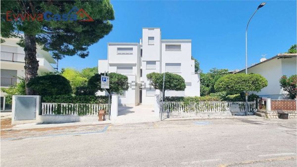 appartamento in vendita a Numana in zona Marcelli