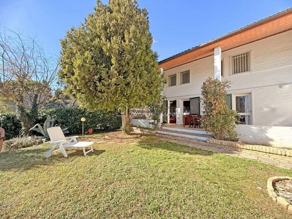 casa indipendente in vendita a Numana