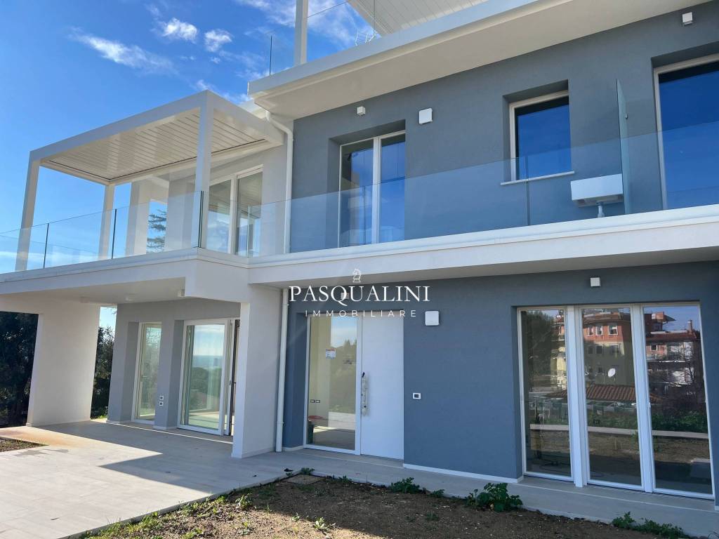 appartamento in vendita a Numana in zona Marcelli