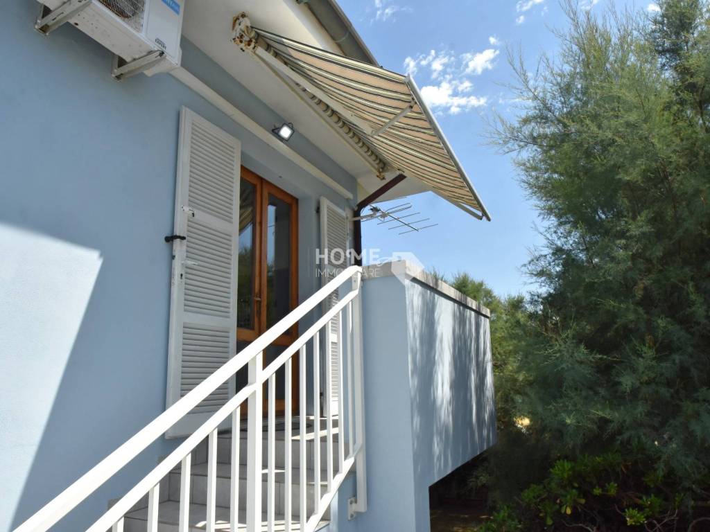 appartamento in vendita a Numana in zona Marcelli