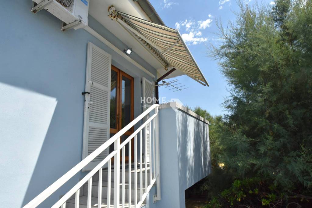 appartamento in vendita a Numana in zona Marcelli