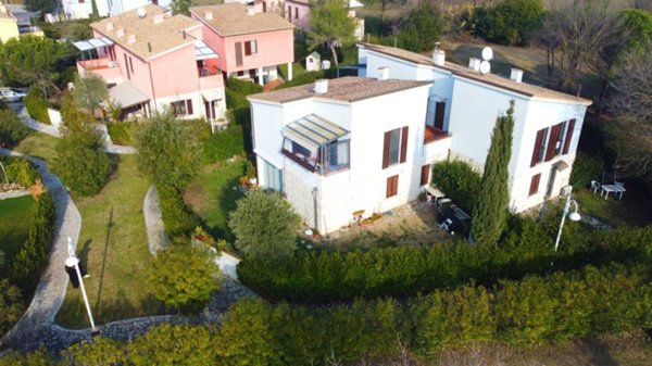 appartamento in vendita a Numana in zona Marcelli