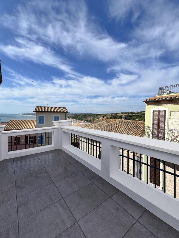 casa indipendente in vendita a Numana