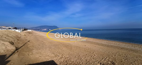 appartamento in vendita a Numana in zona Marcelli