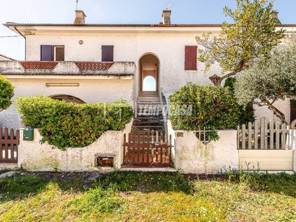 appartamento in vendita a Numana in zona Marcelli