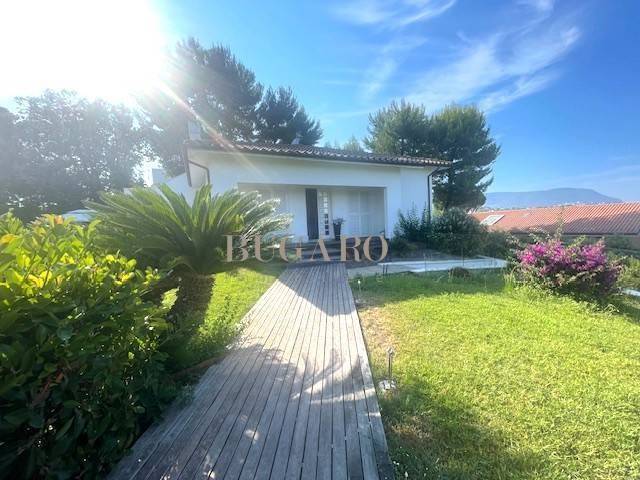 casa indipendente in vendita a Numana in zona Marcelli