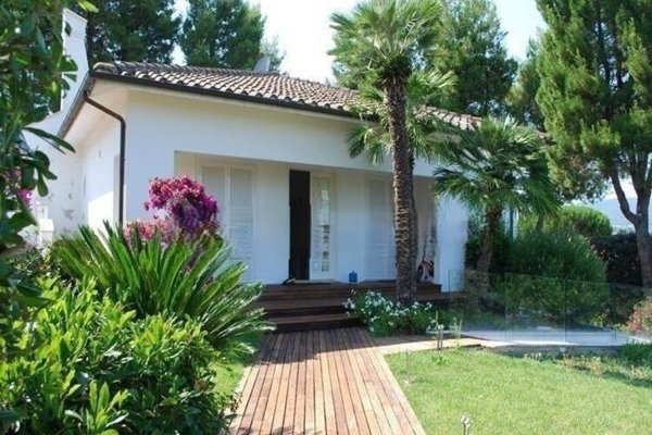 casa indipendente in vendita a Numana in zona Marcelli