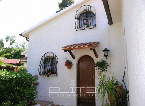 casa indipendente in vendita a Numana in zona Taunus