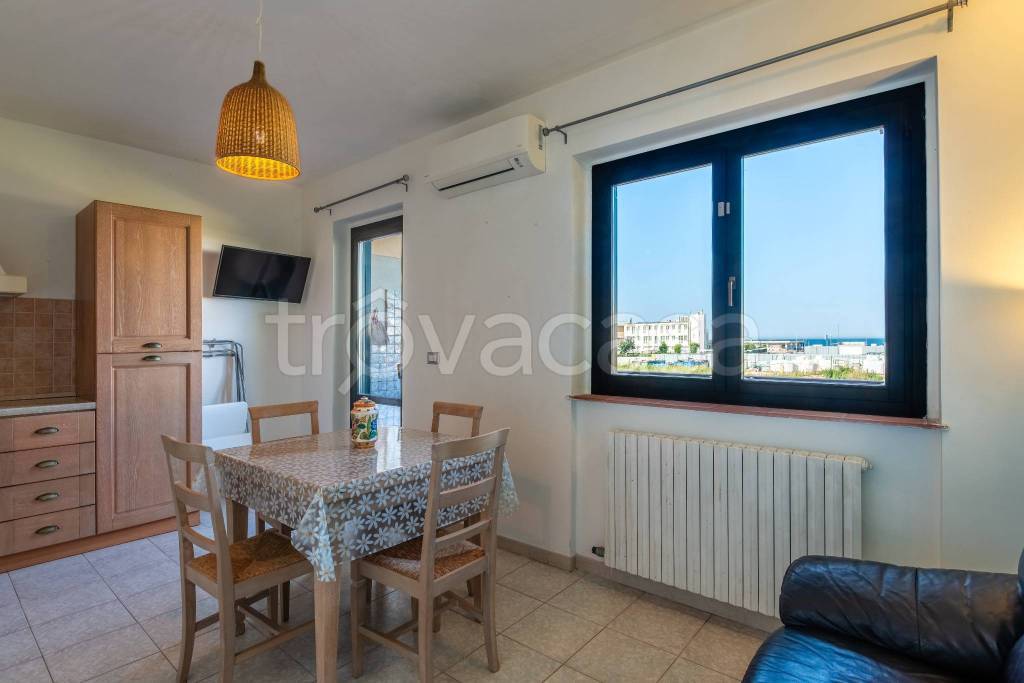 appartamento in vendita a Numana in zona Marcelli