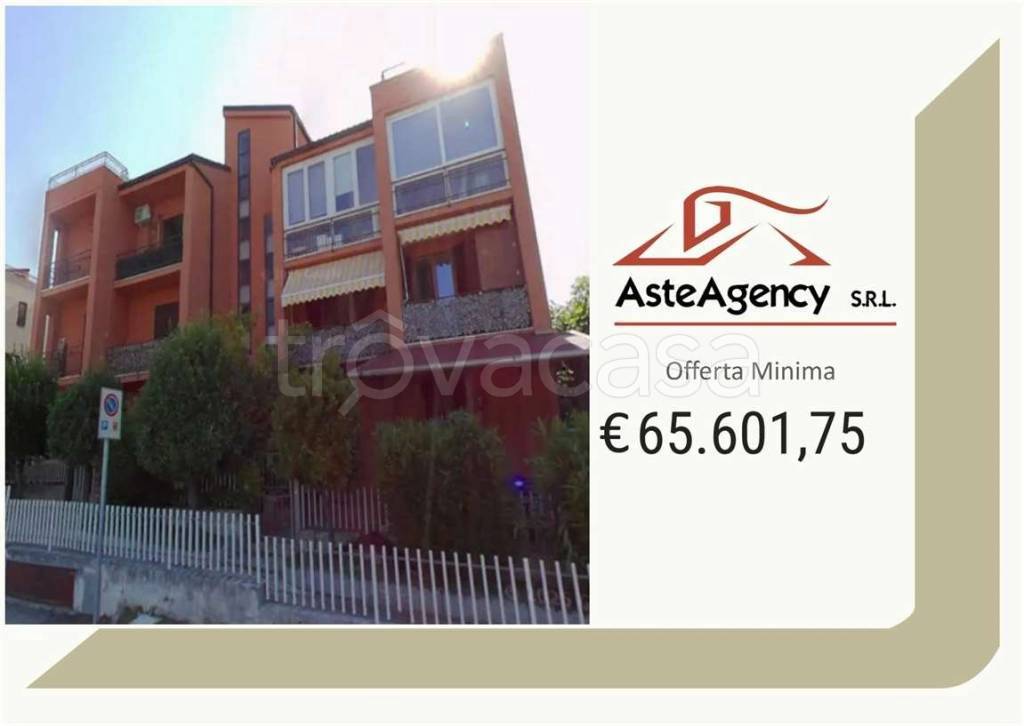 appartamento in vendita a Numana in zona Taunus