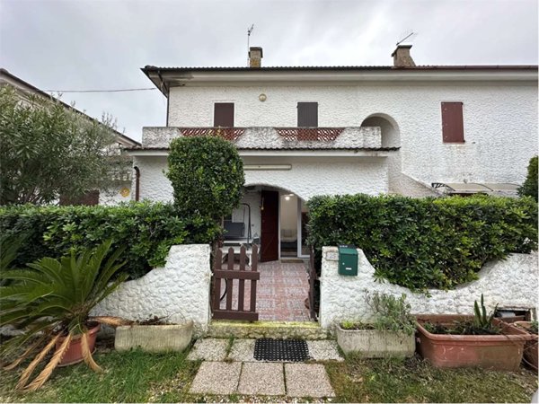 appartamento in vendita a Numana in zona Marcelli