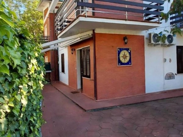 casa indipendente in vendita a Numana in zona Marcelli