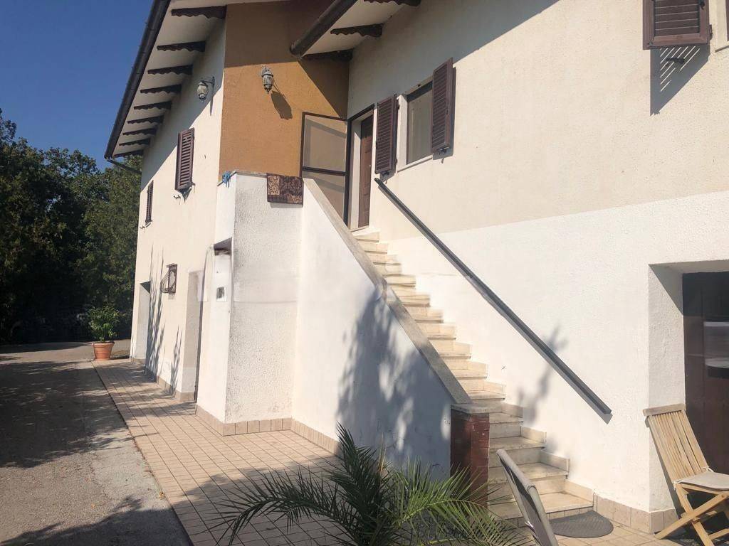 casale in vendita ad Offagna