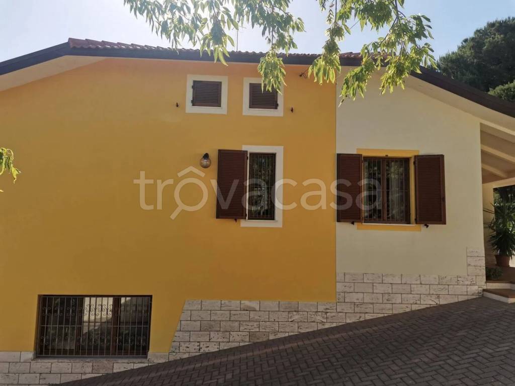 casa indipendente in vendita ad Offagna