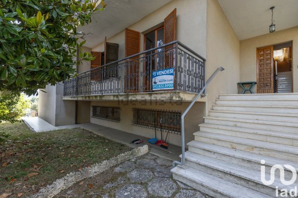 casa indipendente in vendita ad Offagna