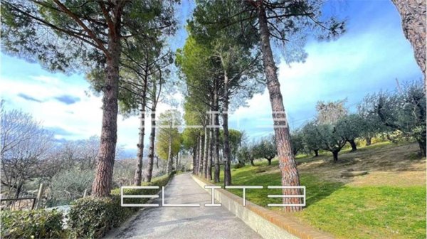 casa indipendente in vendita ad Offagna