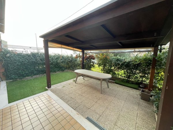 appartamento in vendita ad Offagna