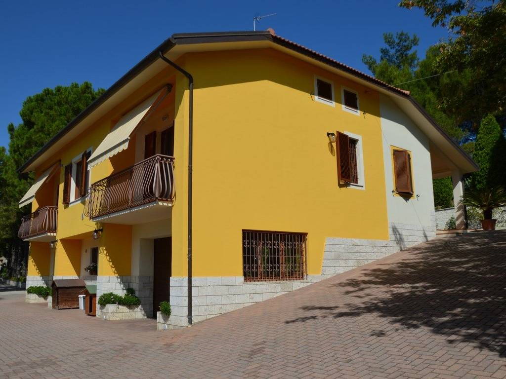 casa indipendente in vendita ad Offagna