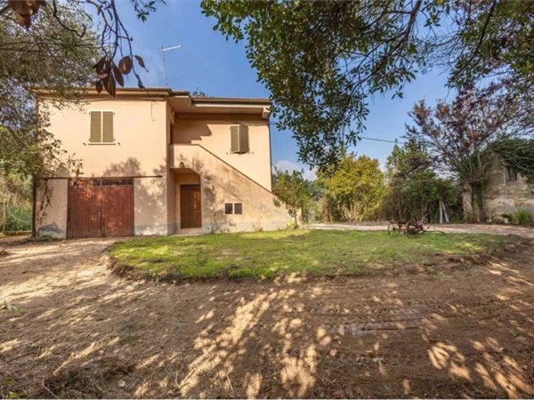 casa indipendente in vendita ad Offagna