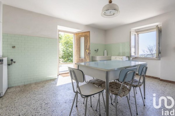 casale in vendita ad Offagna