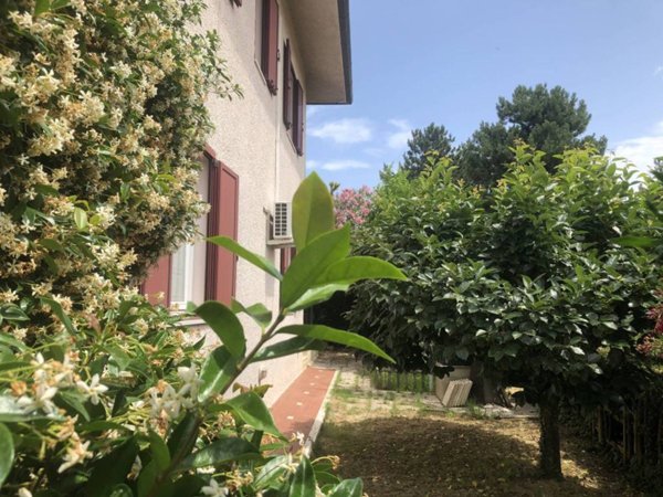 casa indipendente in vendita ad Offagna