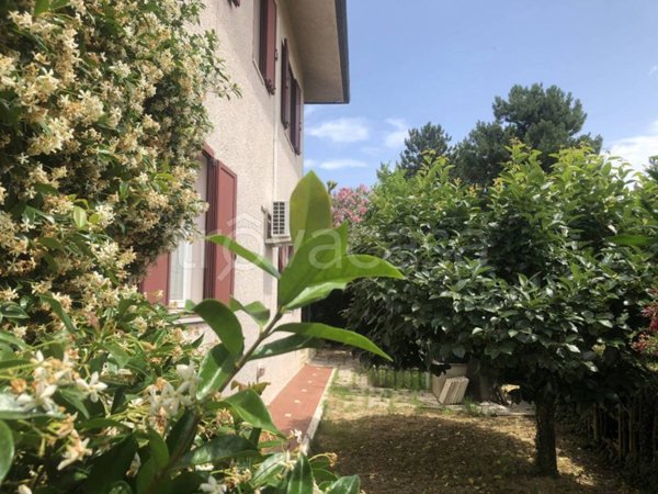 casa indipendente in vendita ad Offagna