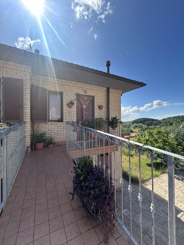 appartamento in vendita ad Offagna