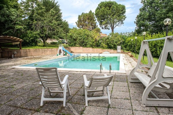 casale in vendita ad Offagna