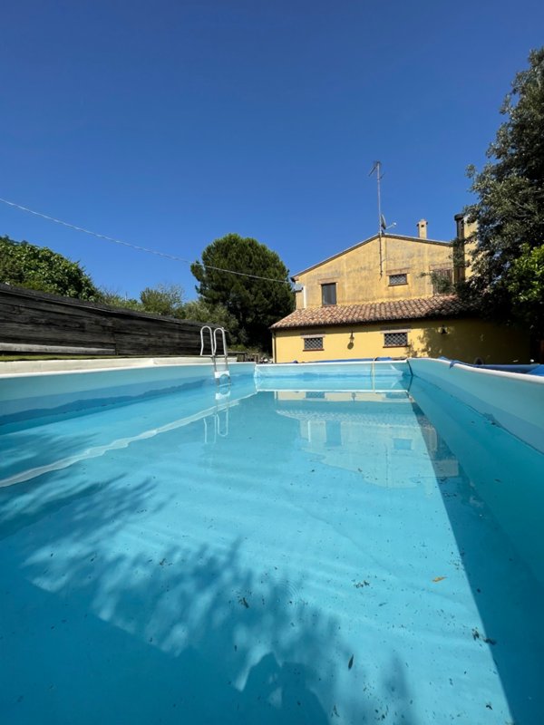 casale in vendita ad Offagna