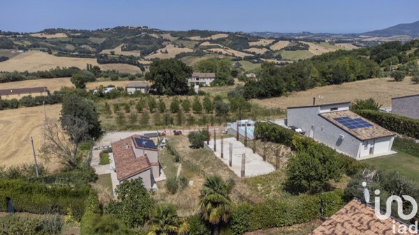terreno edificabile in vendita ad Offagna