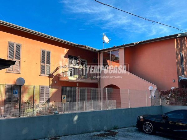 appartamento in vendita ad Offagna