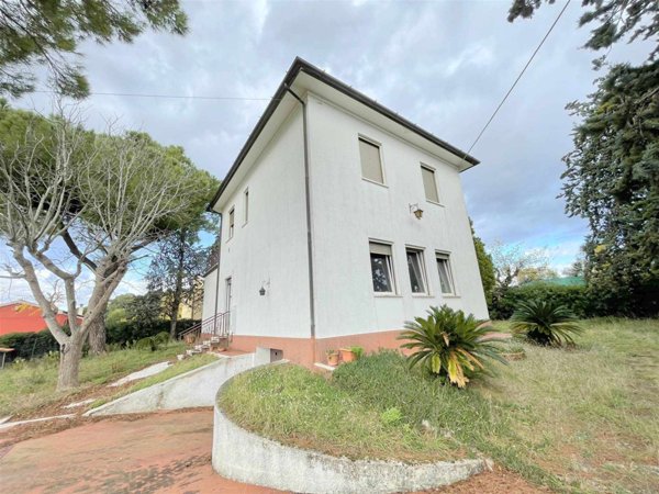 casa indipendente in vendita ad Osimo in zona San Biagio