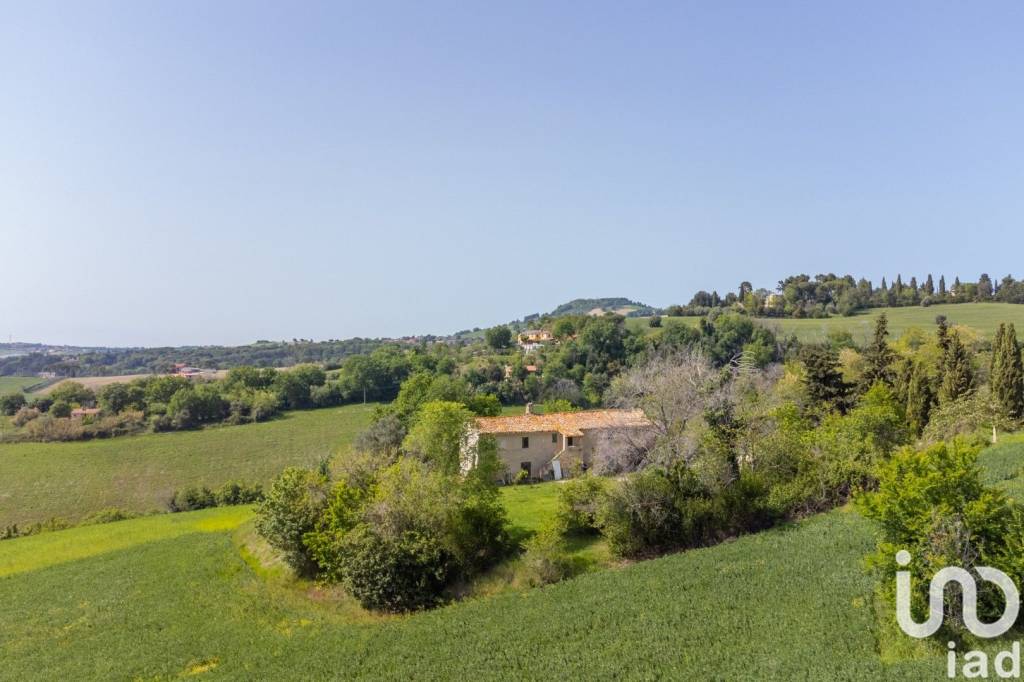 casa indipendente in vendita ad Osimo
