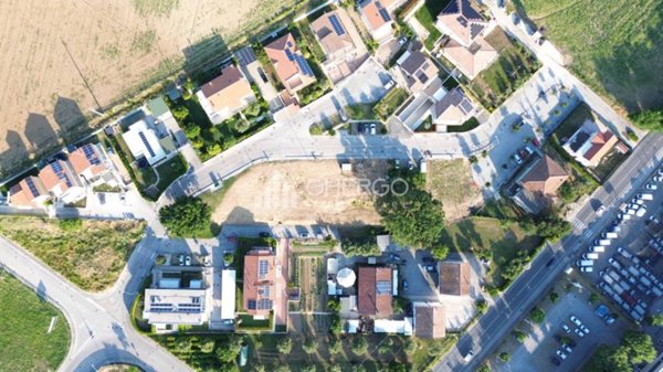 casa indipendente in vendita ad Osimo in zona San Biagio