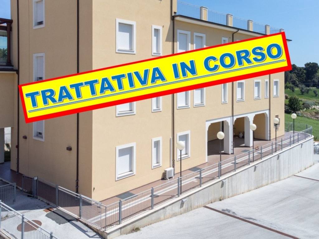 intera palazzina in vendita ad Osimo