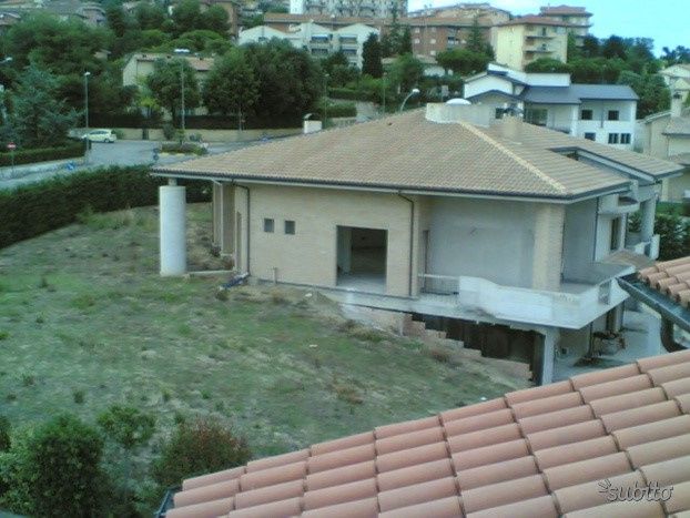 casa indipendente in vendita ad Osimo