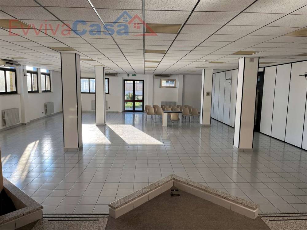 ufficio in vendita ad Osimo